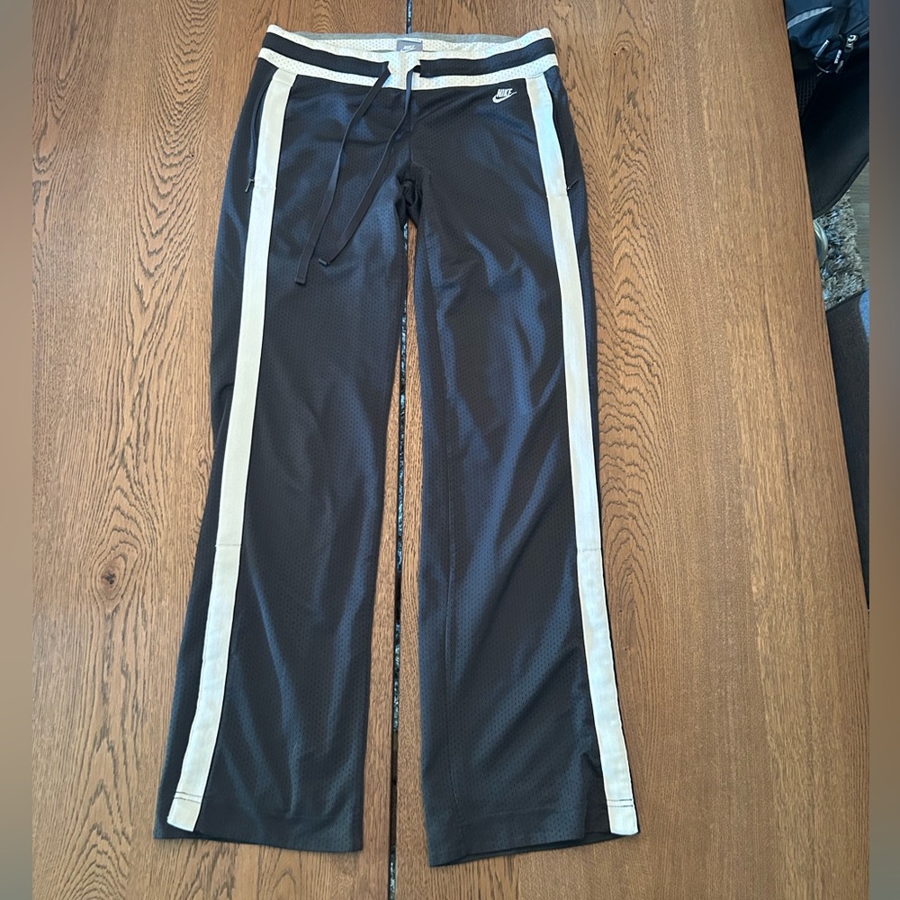 Retro Nike Snap Button Track Pants